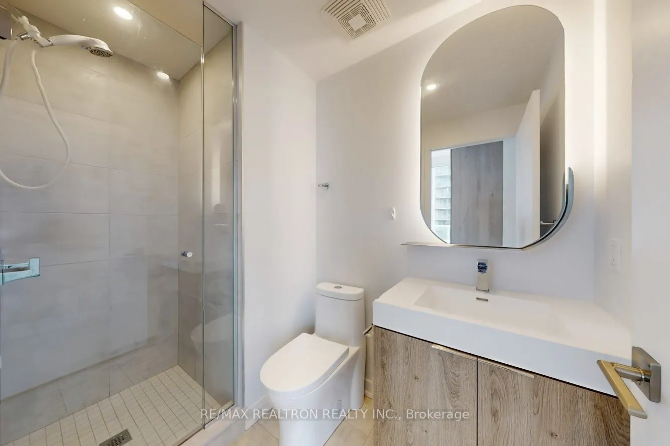 15 Holmes Avenue, ##402