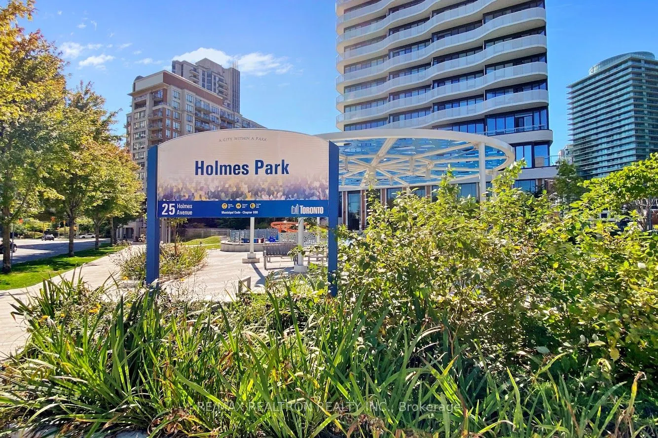 15 Holmes Avenue, ##402
