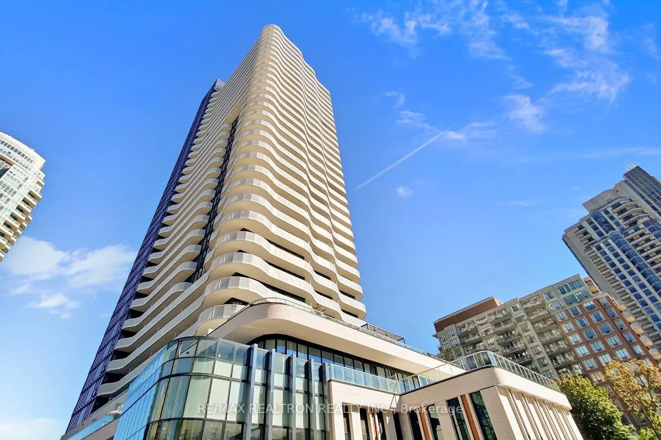 15 Holmes Avenue, ##402