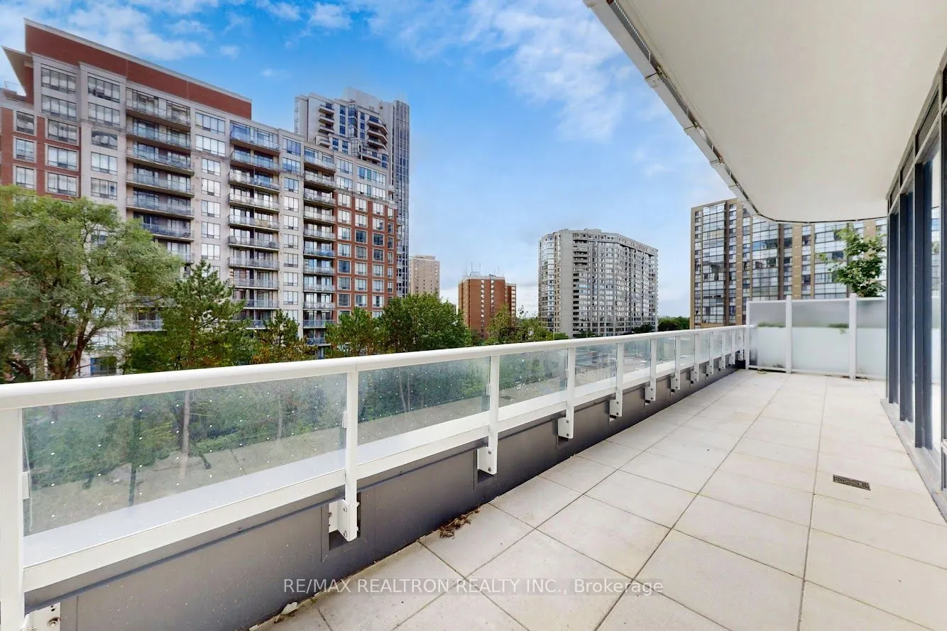 15 Holmes Avenue, ##402