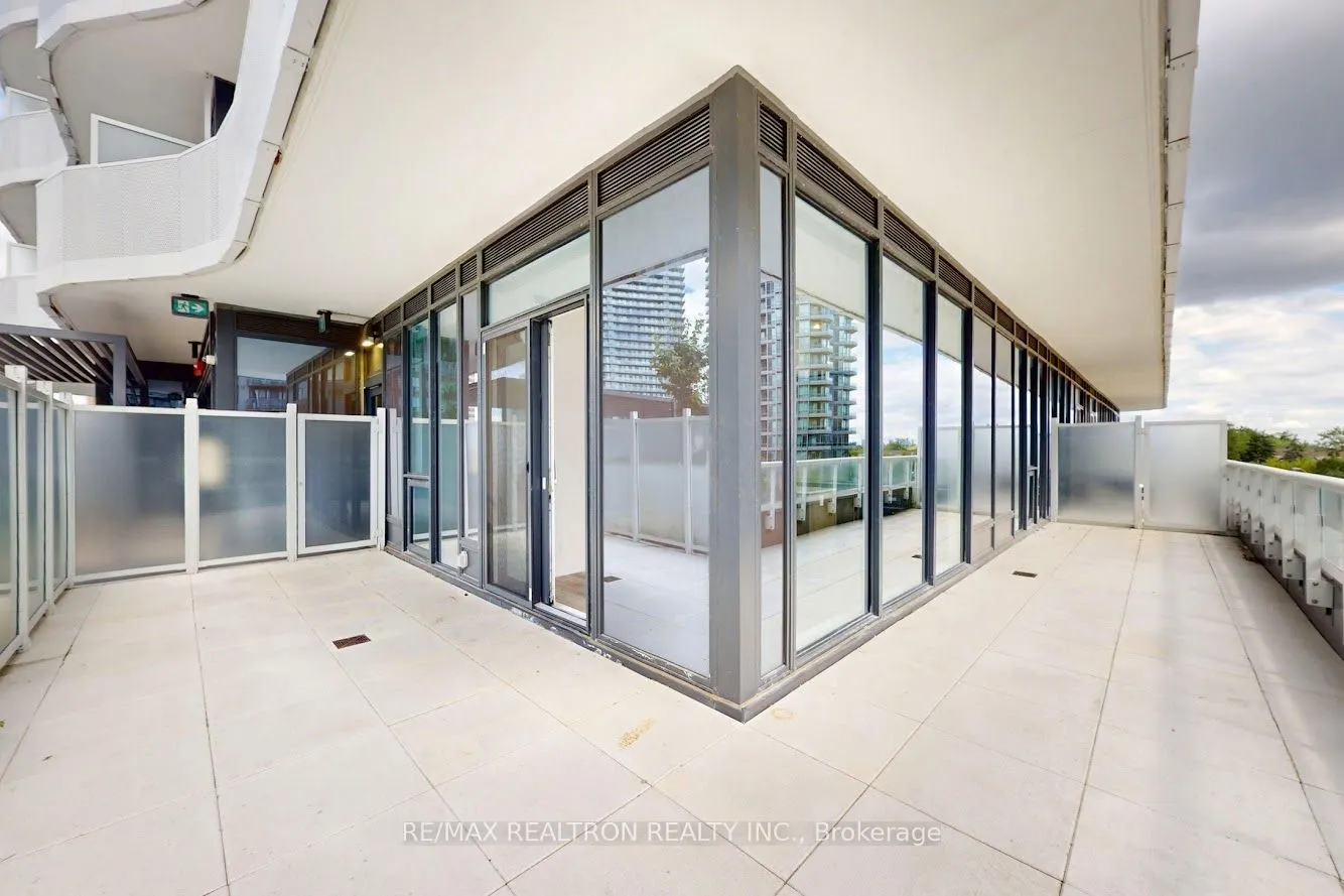 15 Holmes Avenue, ##402