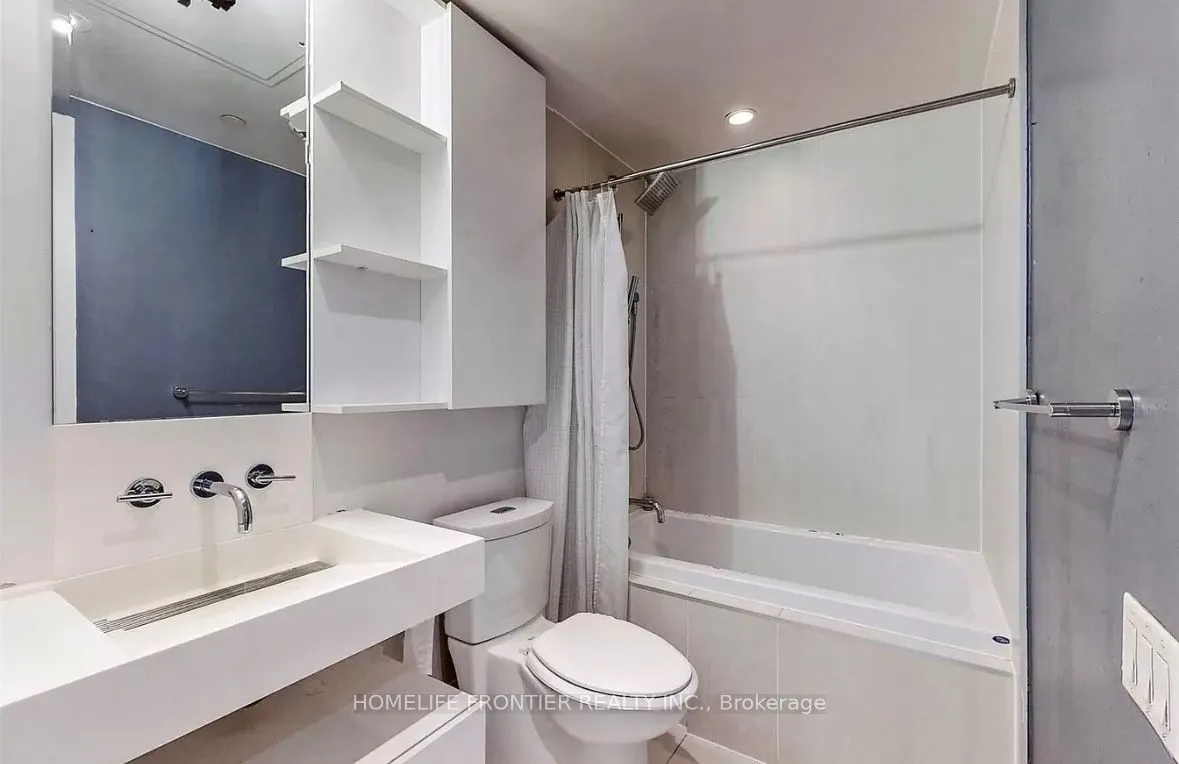 5 St. Joseph Street, #3509