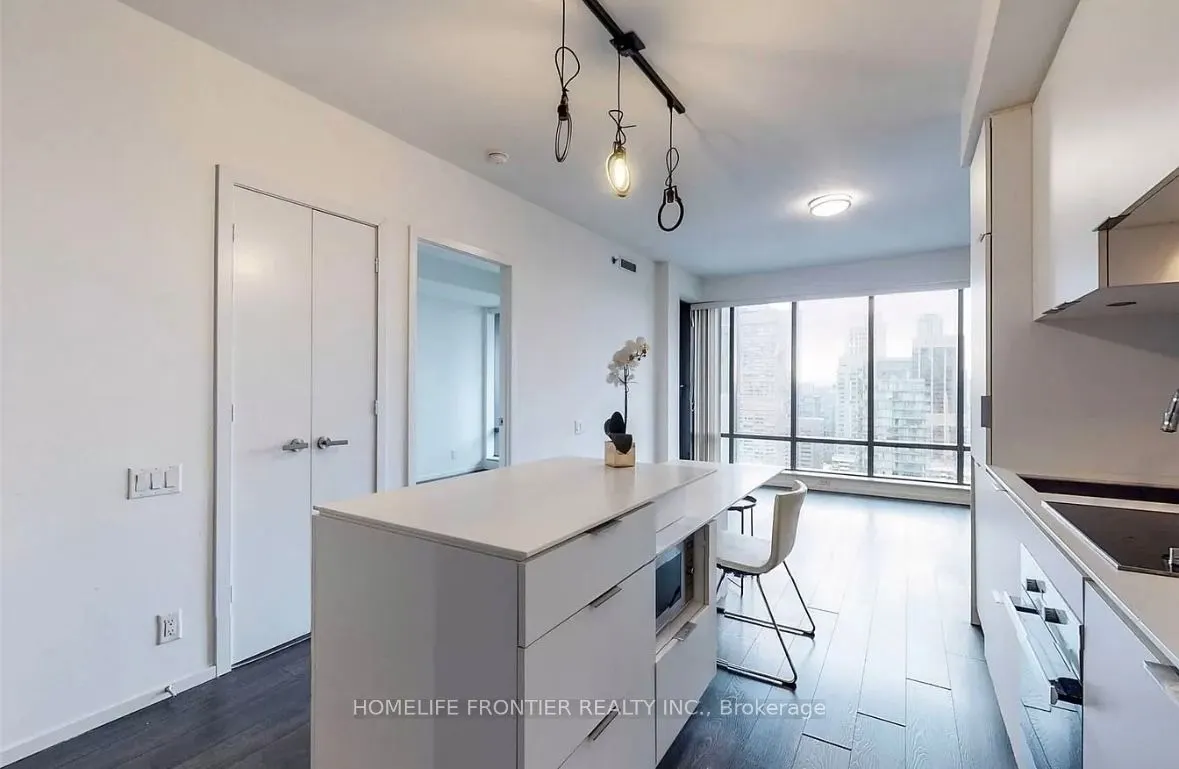 5 St. Joseph Street, #3509
