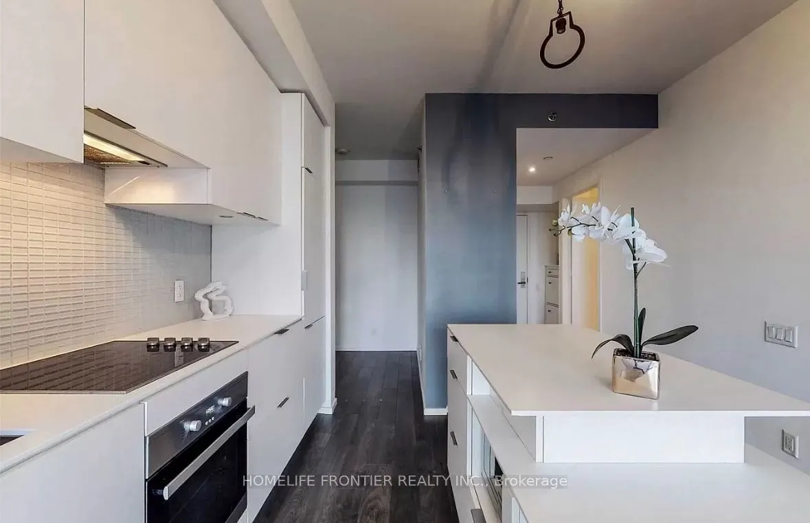 5 St. Joseph Street, #3509