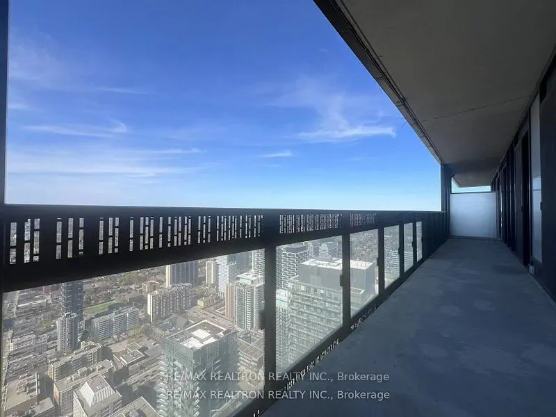 8 Eglinton Avenue E, #5705