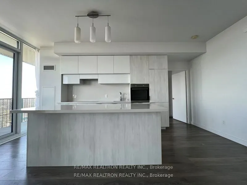 8 Eglinton Avenue E, #5705