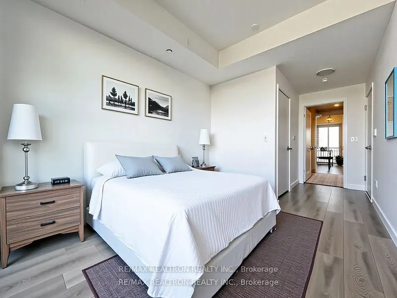 8 Eglinton Avenue E, #5705