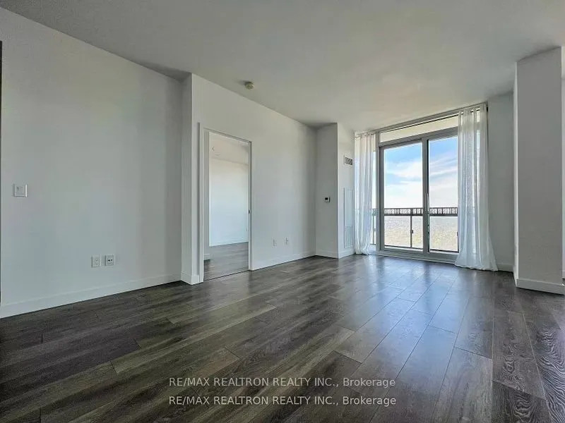 8 Eglinton Avenue E, #5705
