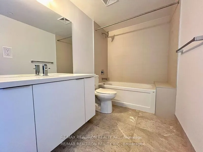 8 Eglinton Avenue E, #5705