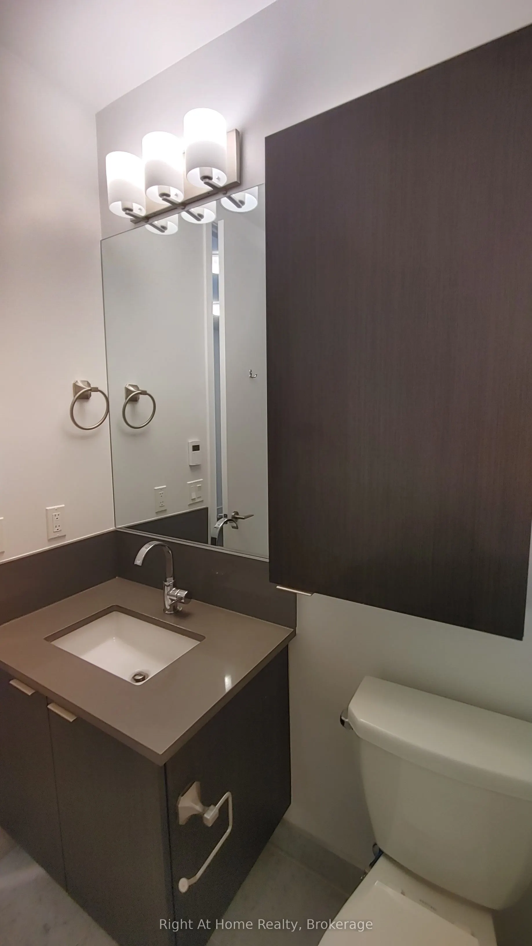 38 Iannuzzi Street, #UPH03