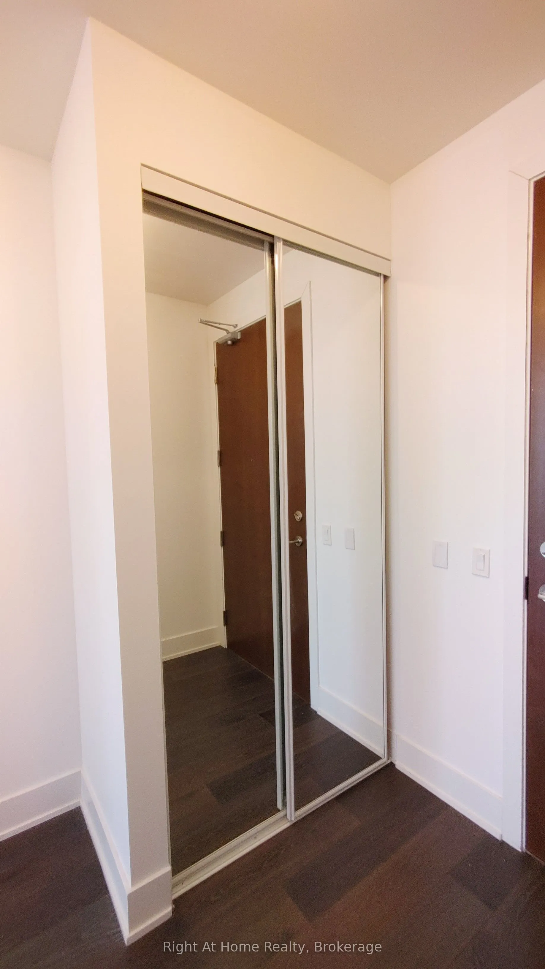 38 Iannuzzi Street, #UPH03