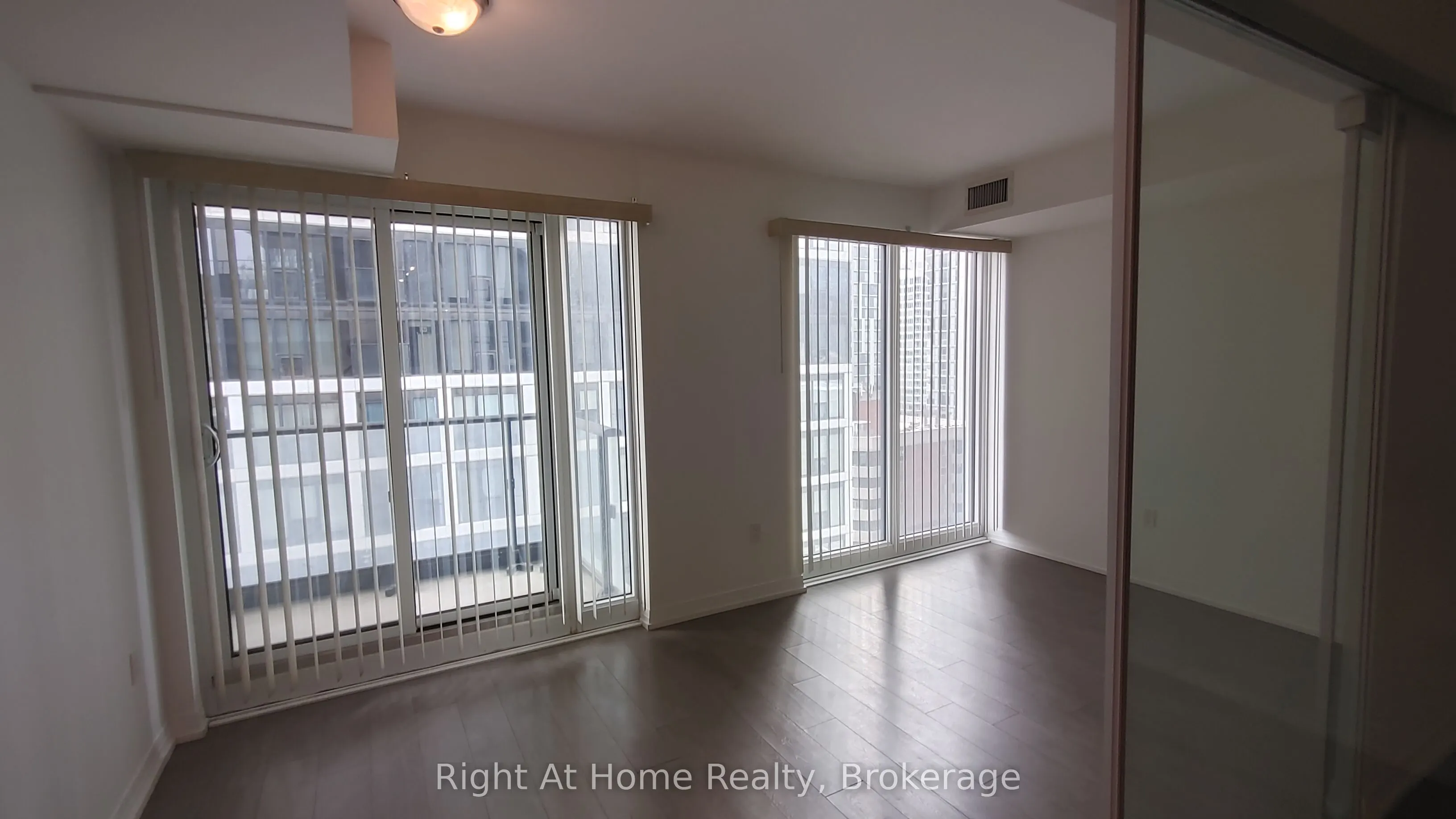 251 Jarvis Street, #1818