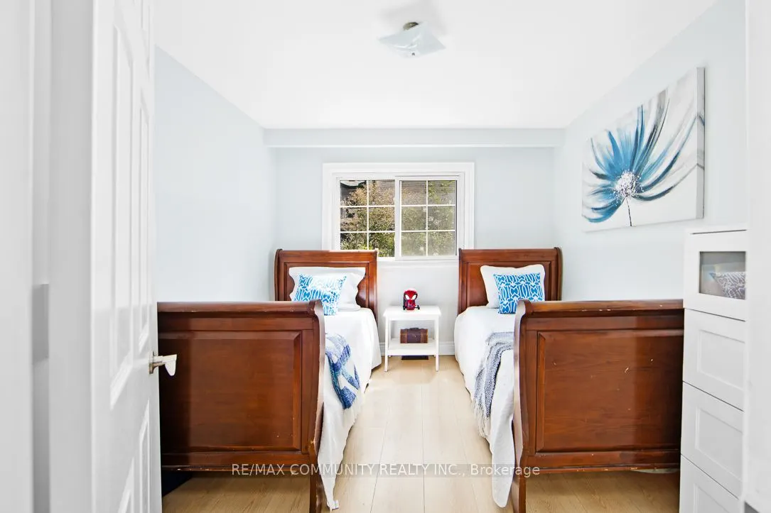 168 Kingslake Road
