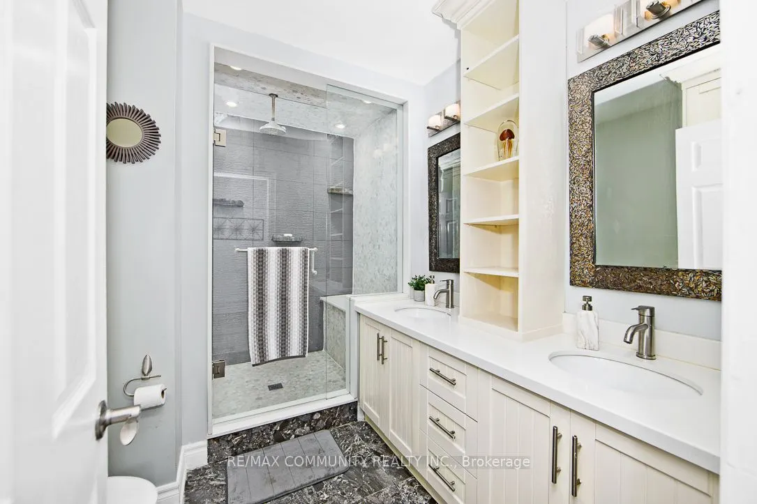 168 Kingslake Road