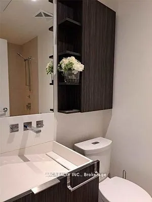 101 Charles Street E, #2807