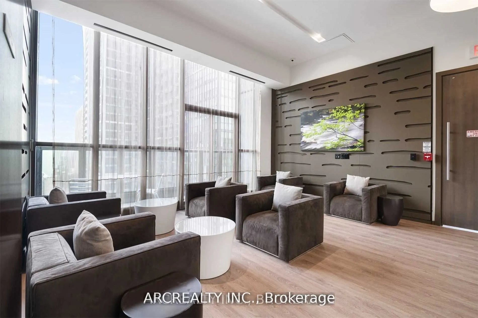 101 Charles Street E, #2807