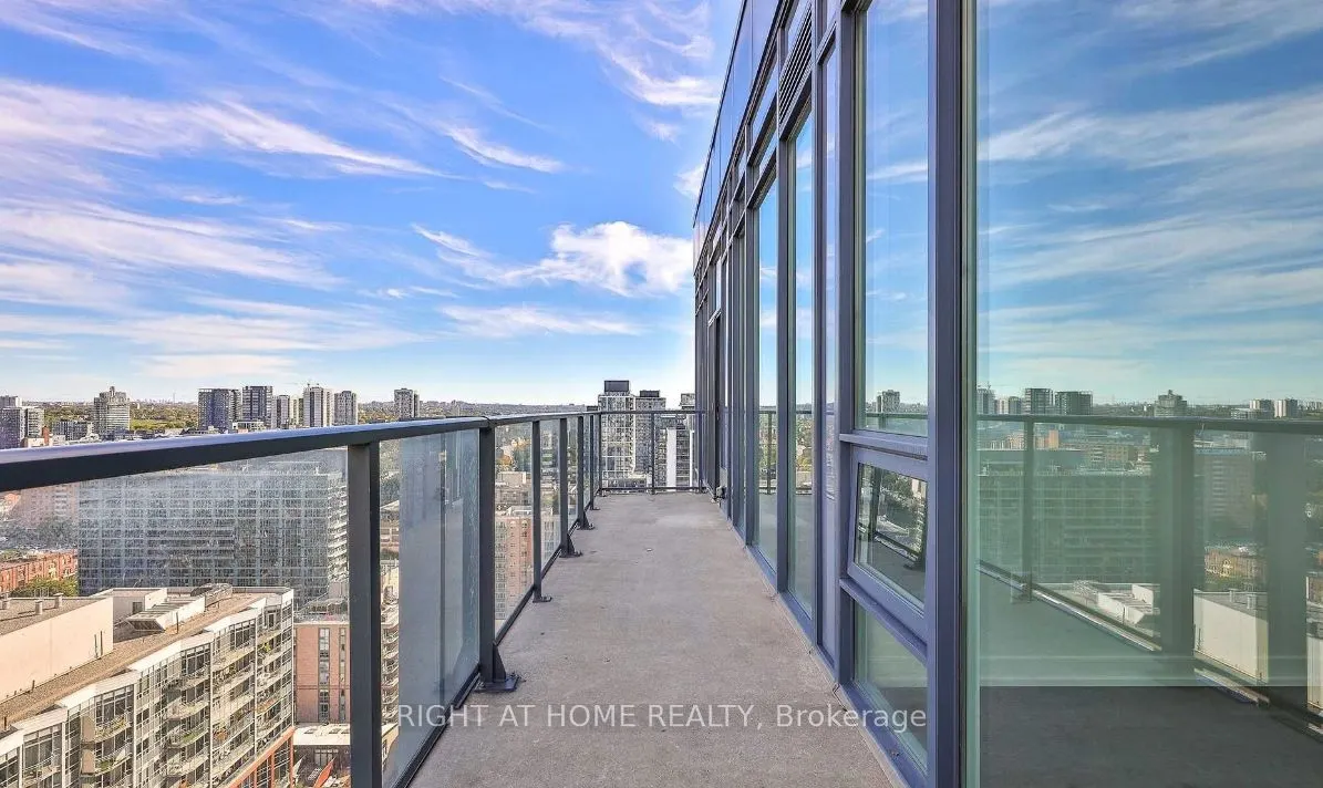 105 George Street, #PH3