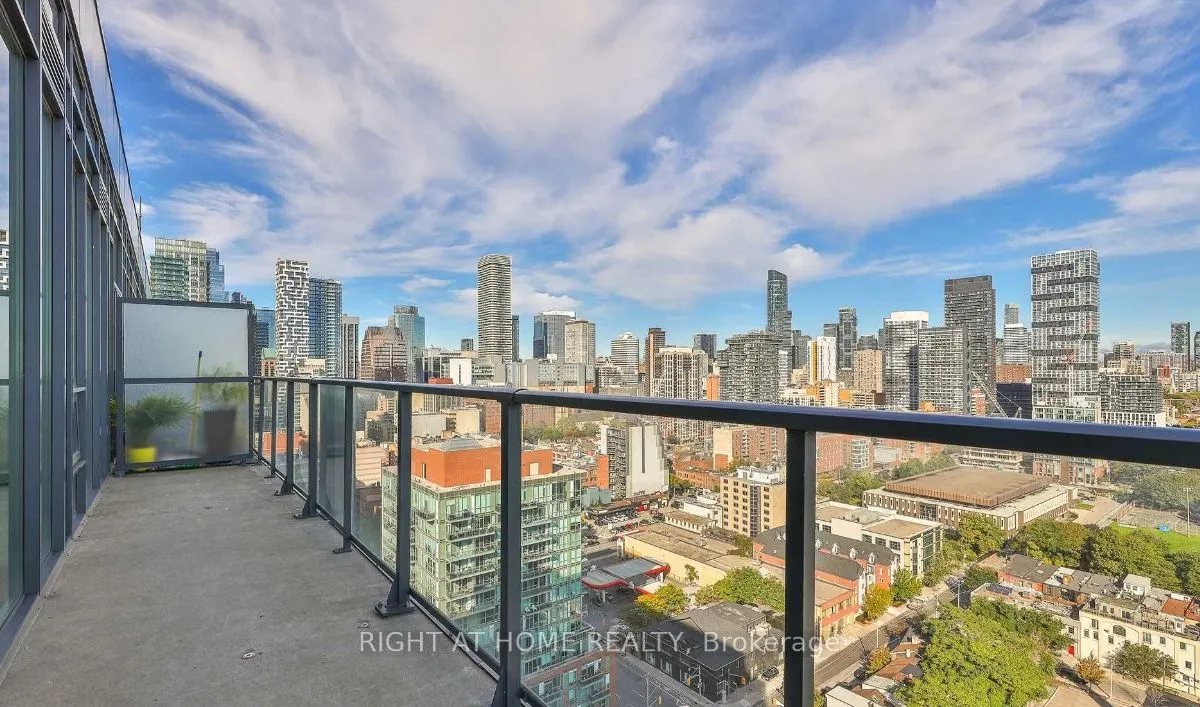 105 George Street, #PH3