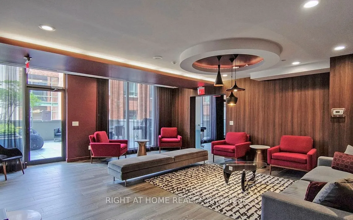 105 George Street, #PH3