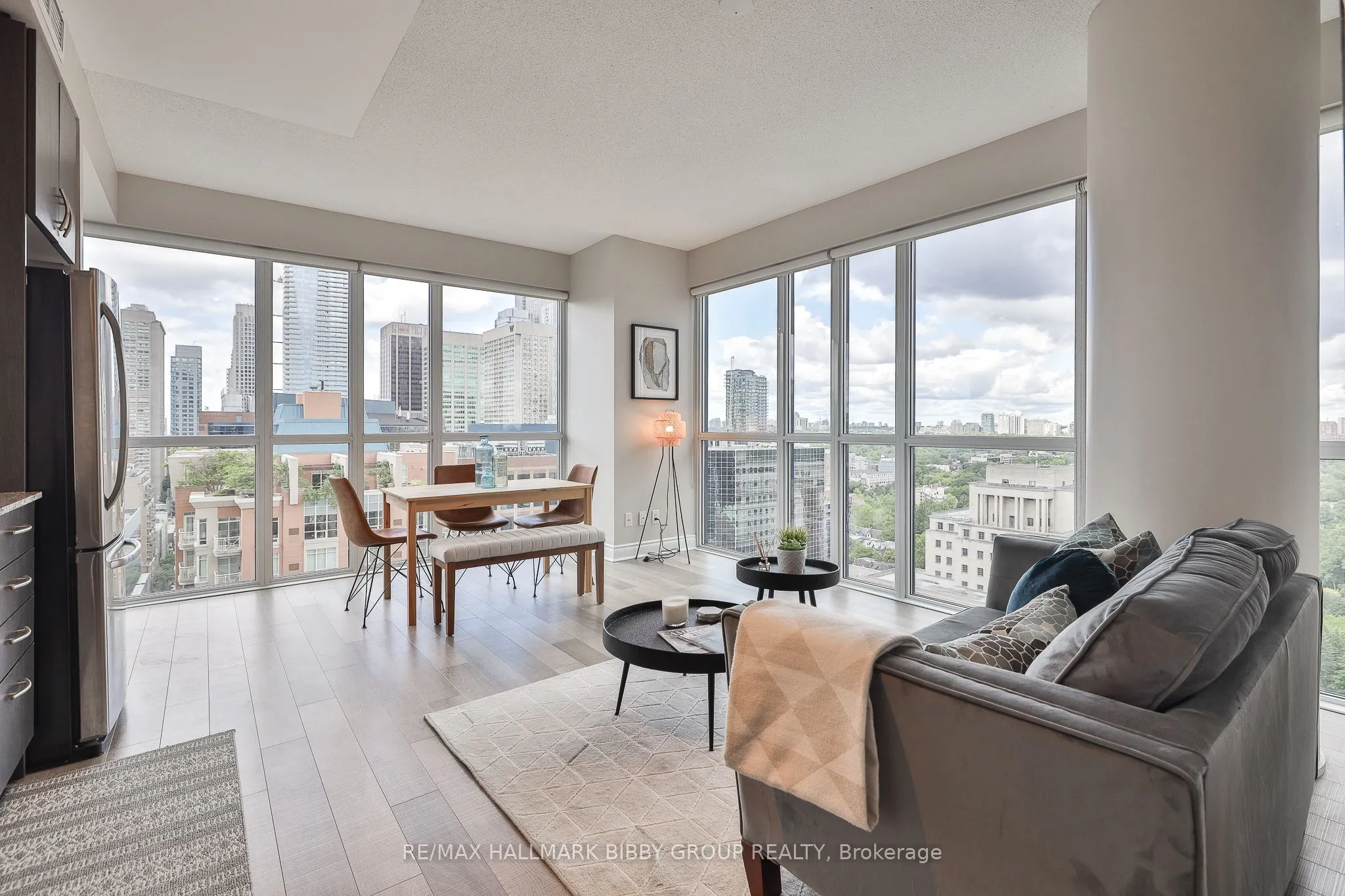 28 Ted Rogers Way, #2509