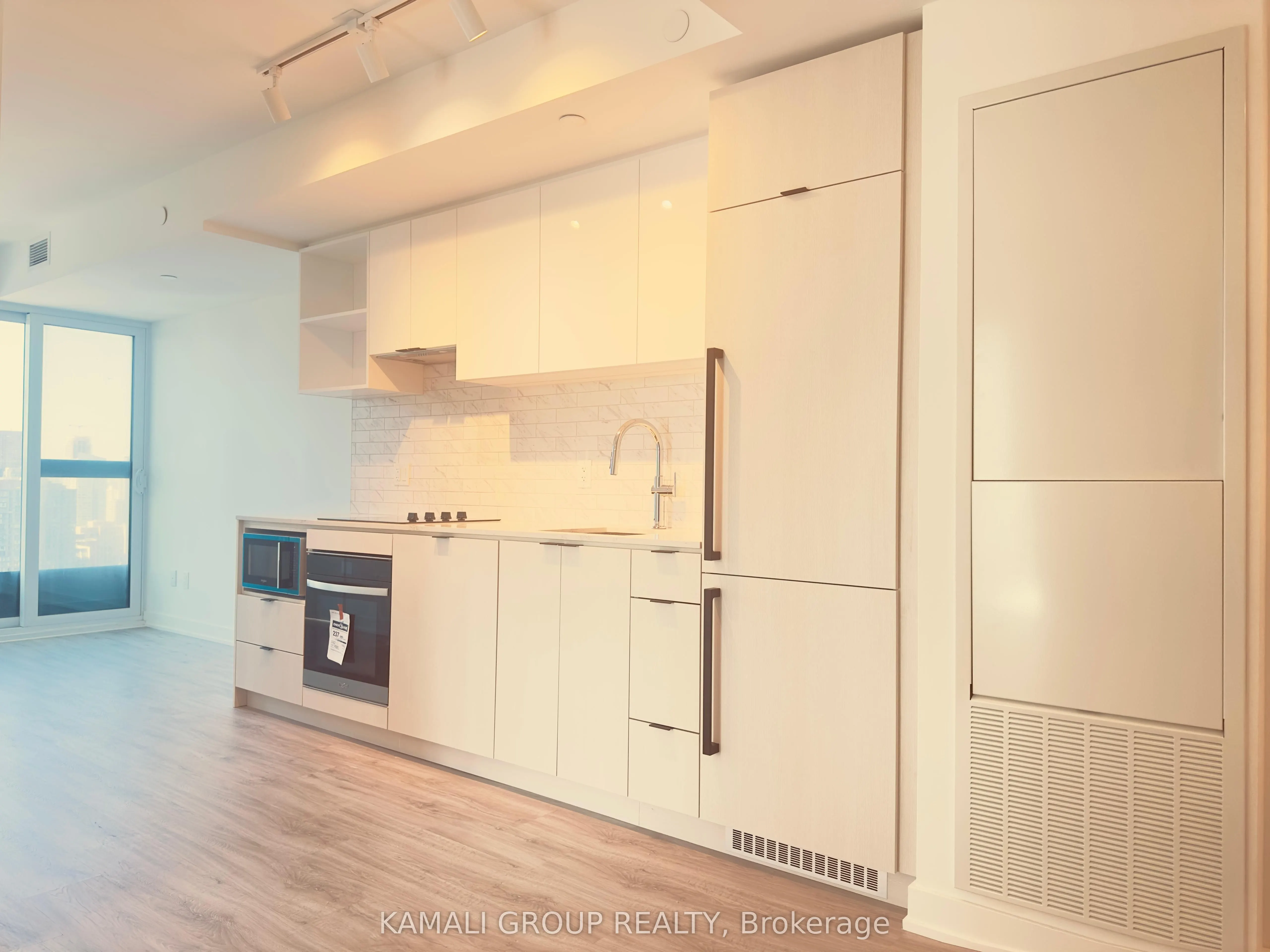 252 Church Street, #4503