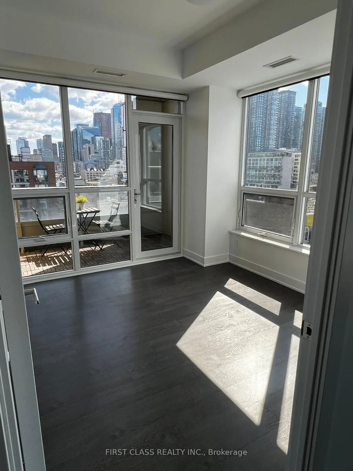 38 Cameron Street, #1019