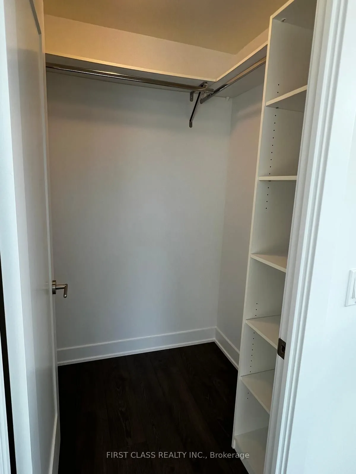 38 Cameron Street, #1019