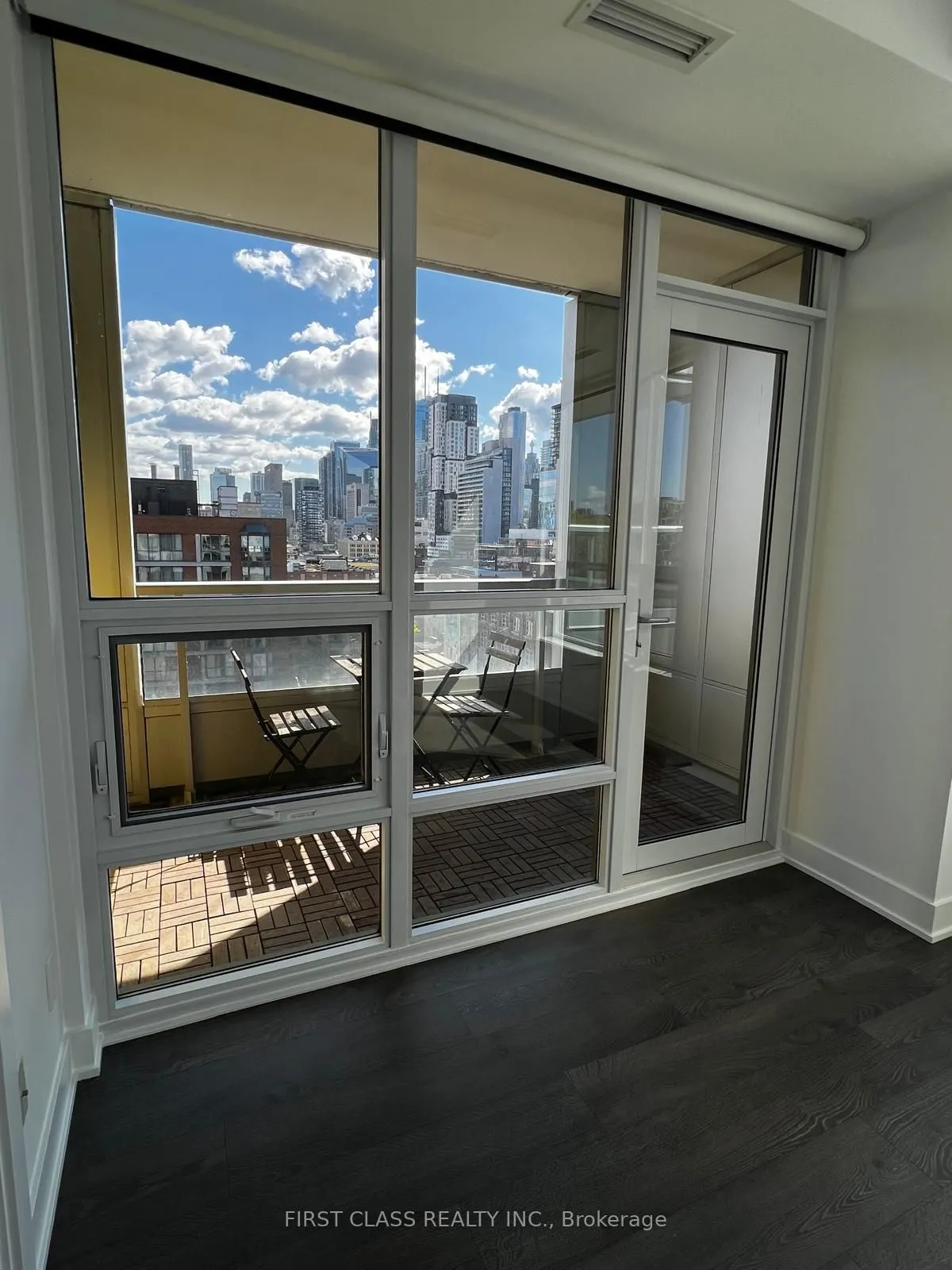 38 Cameron Street, #1019