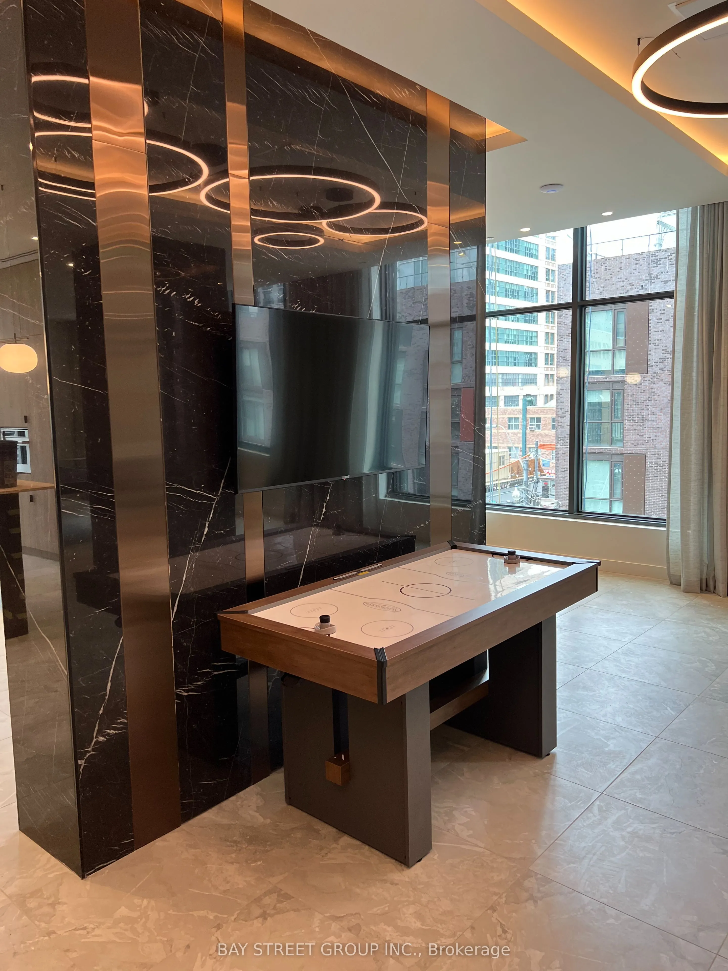 252 Church Street, #5001