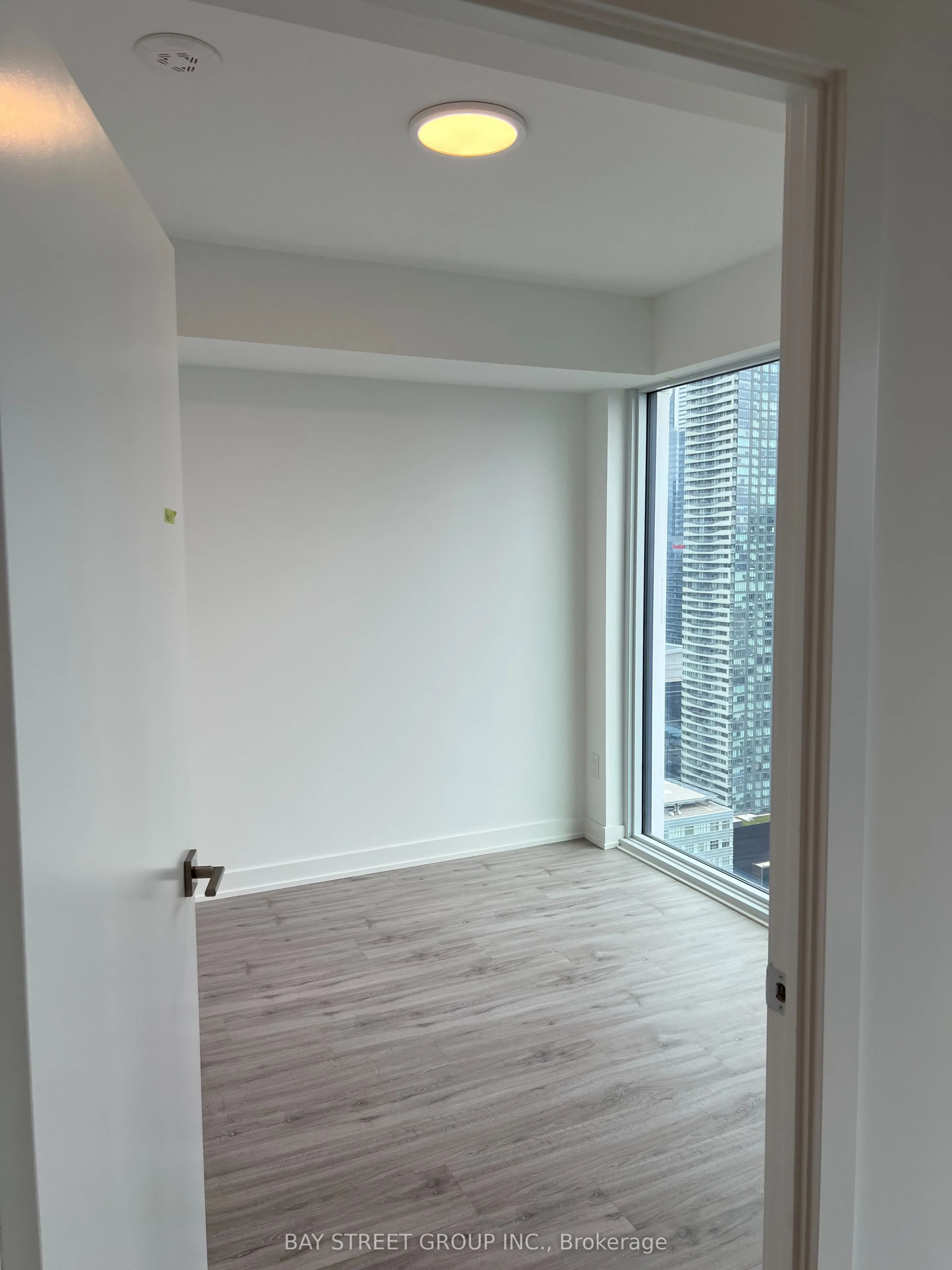252 Church Street, #5001