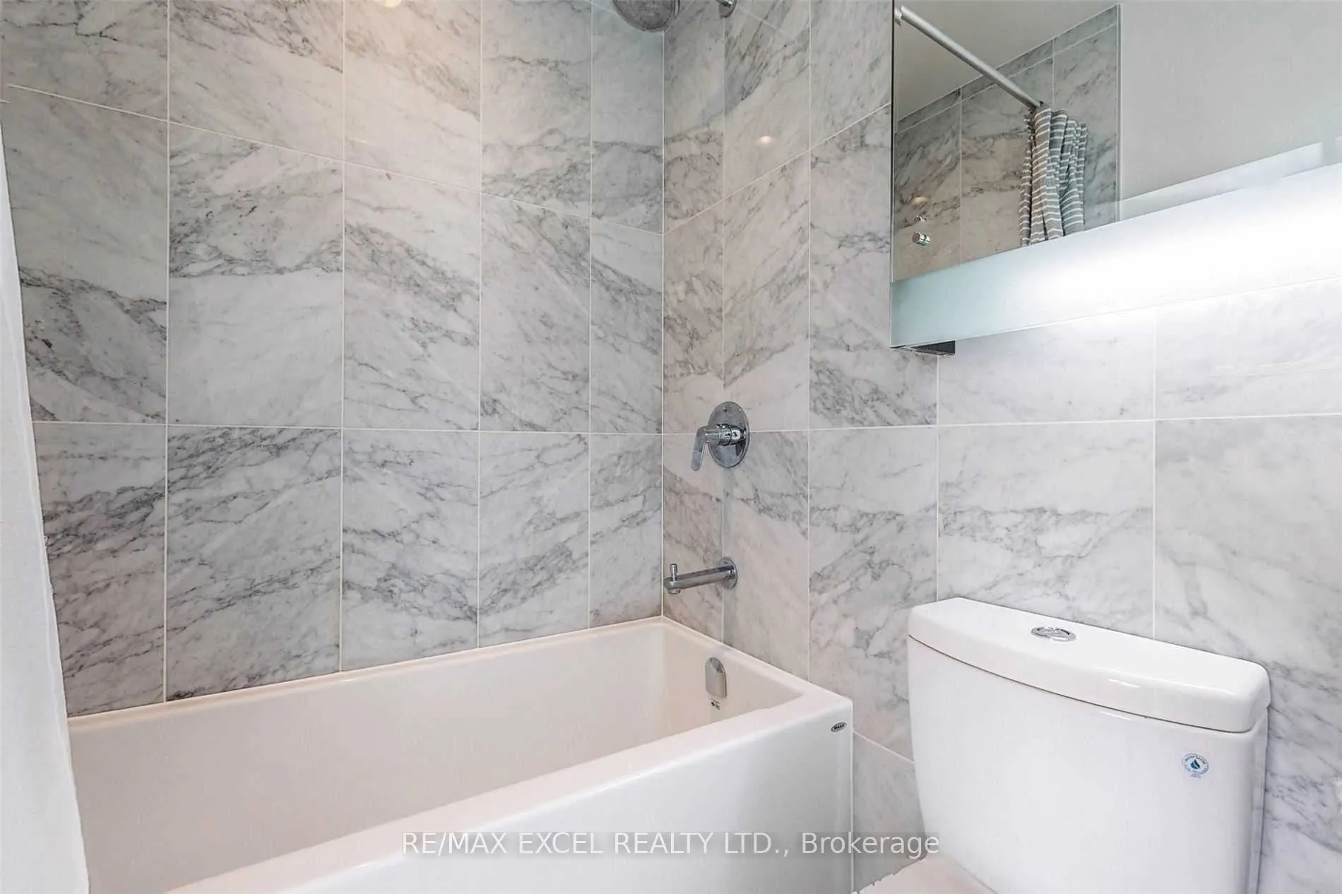 115 McMahon Drive, #3510