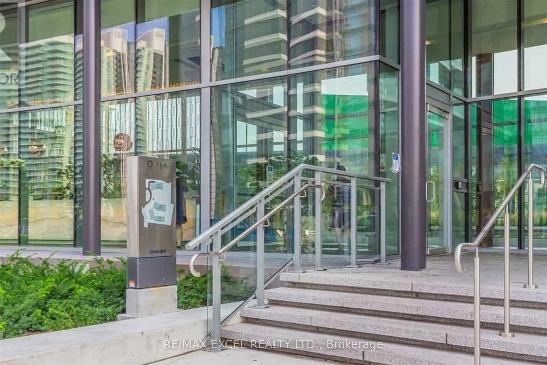 115 McMahon Drive, #3510