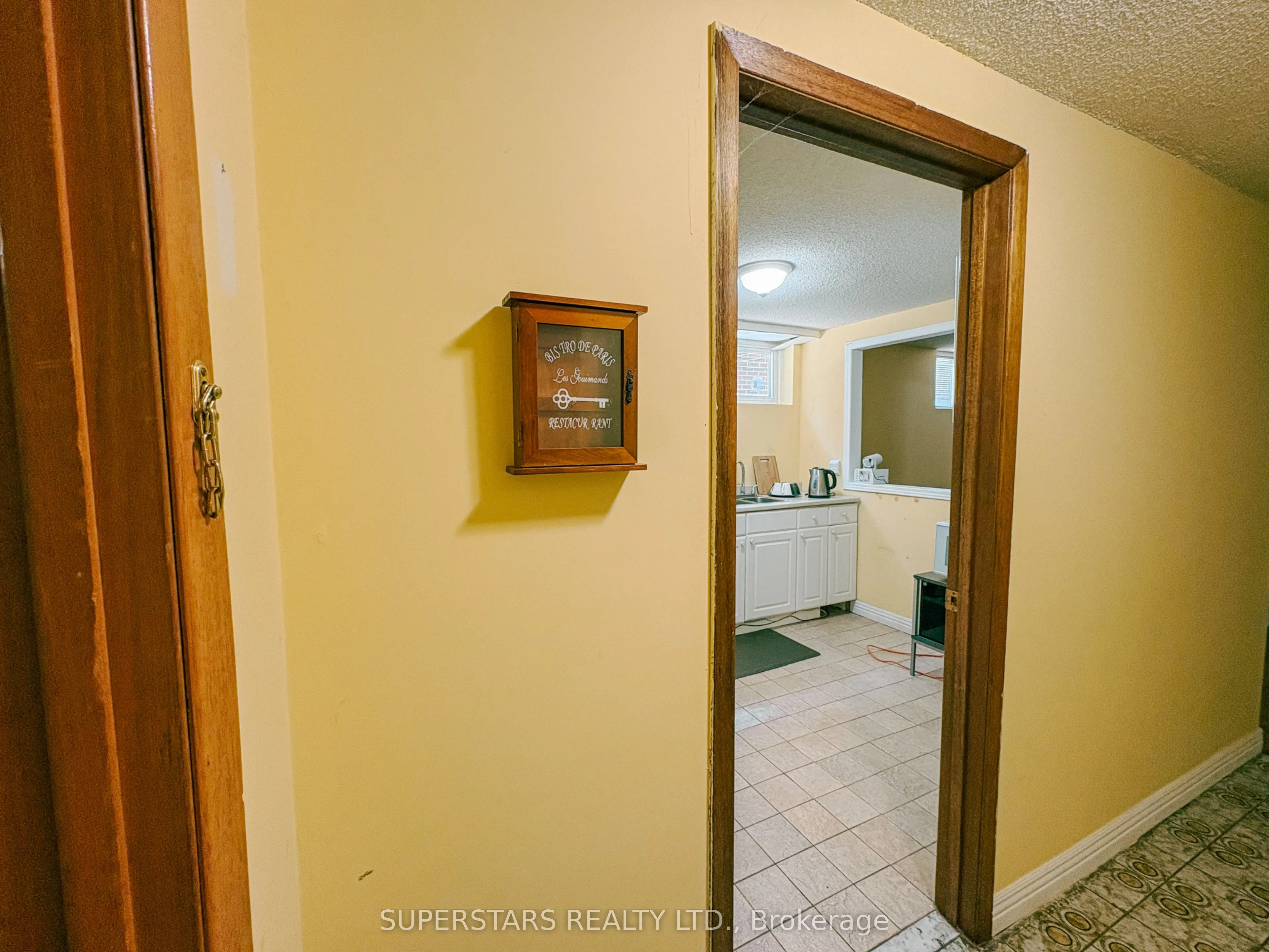 80 Muirhead Road, #Bsmt