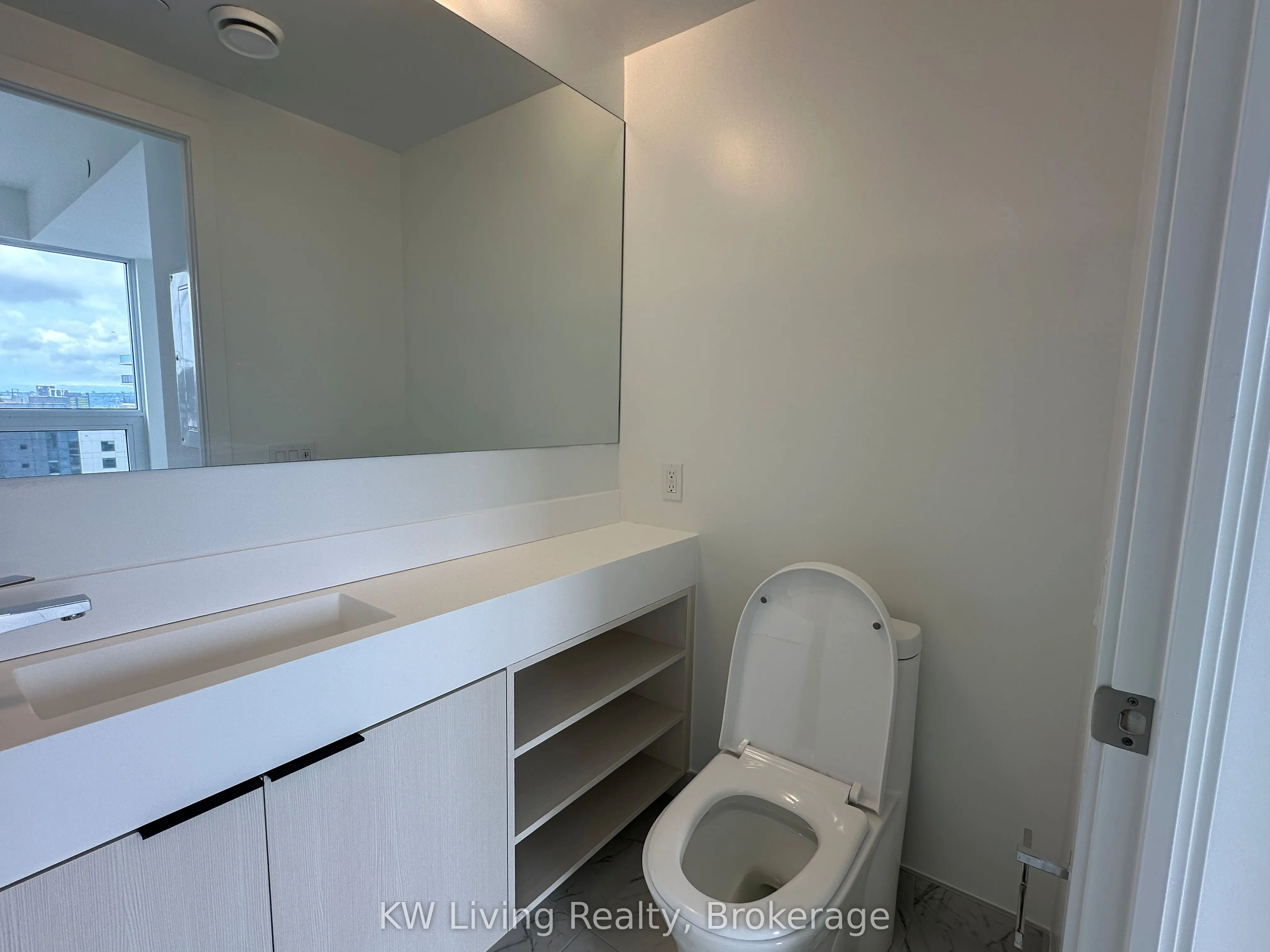 82 Dalhousie Street, #3802