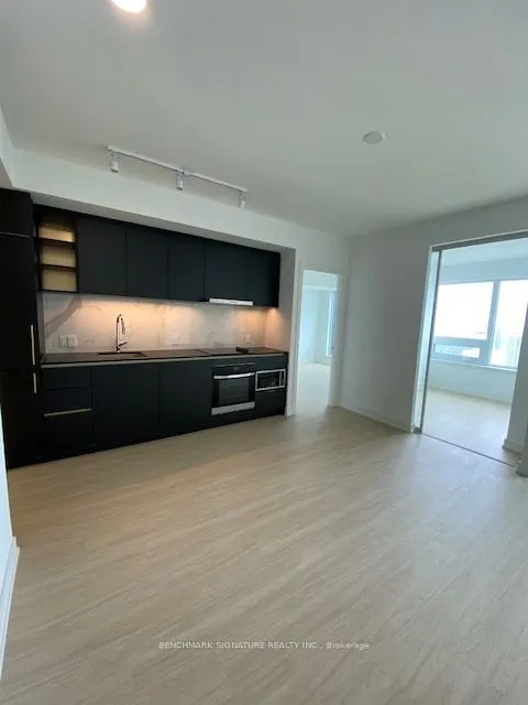 8 Wellesley Street W, #5708