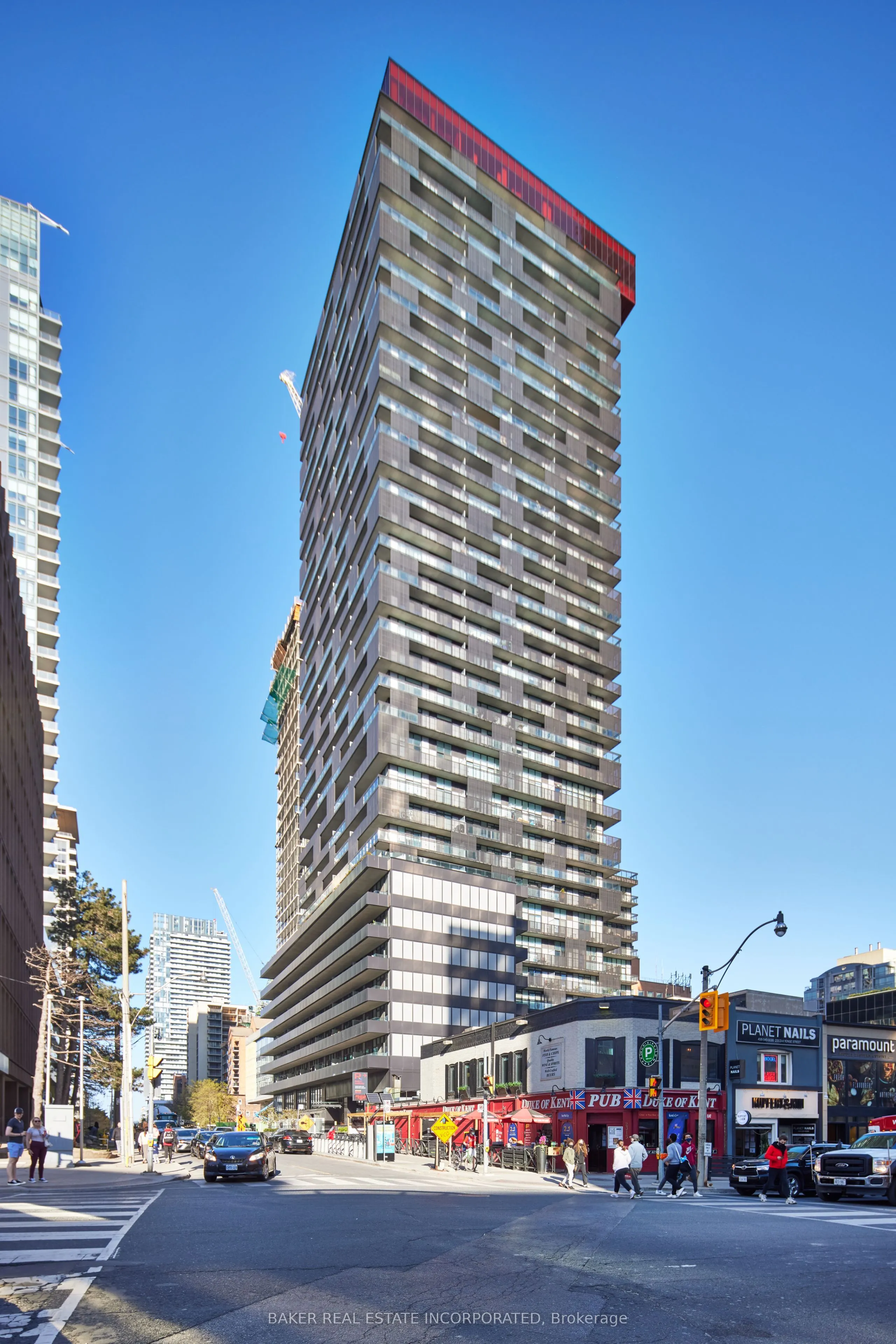 15 Roehampton Avenue, #519