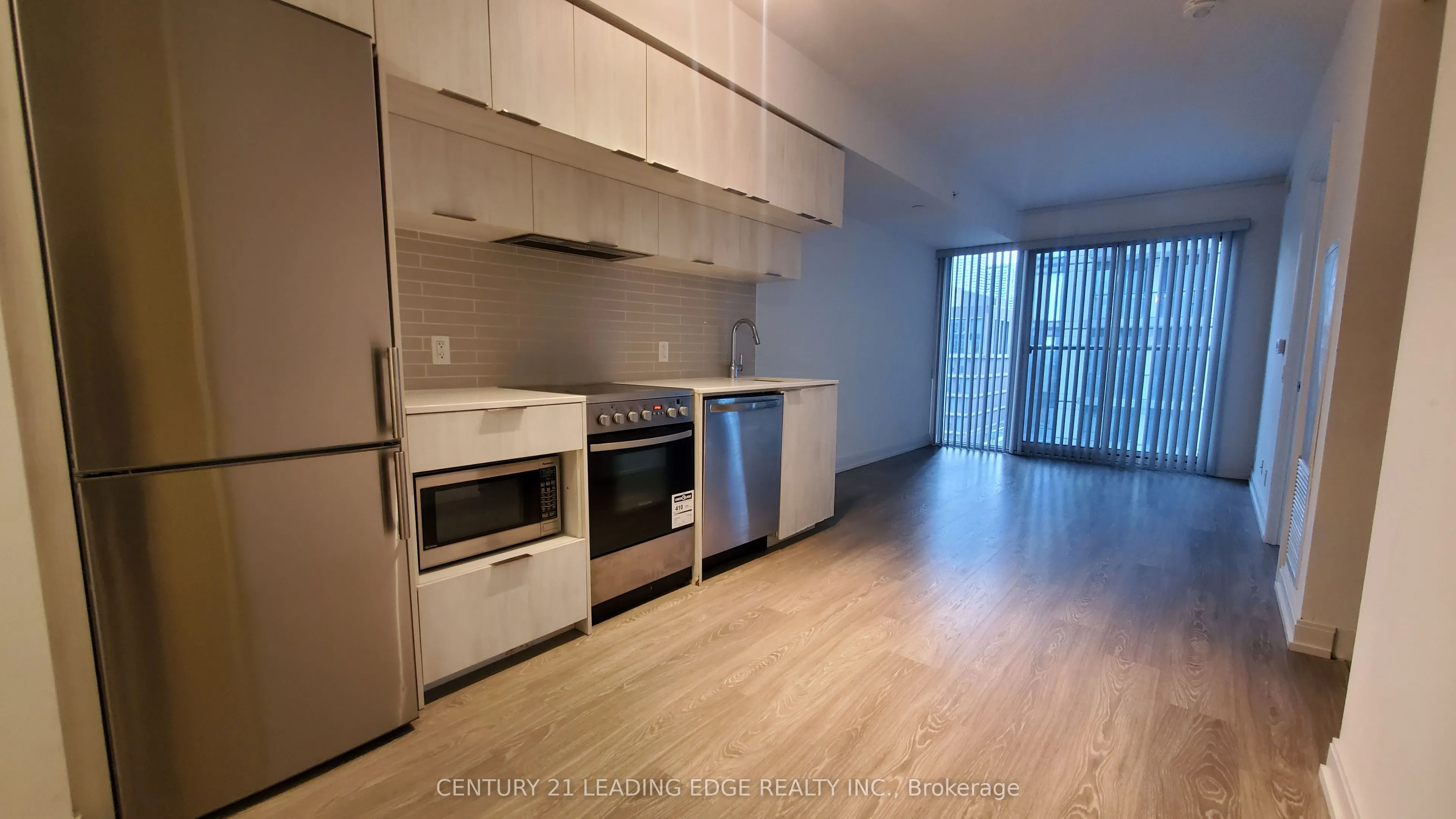 181 Dundas Street E, #1012