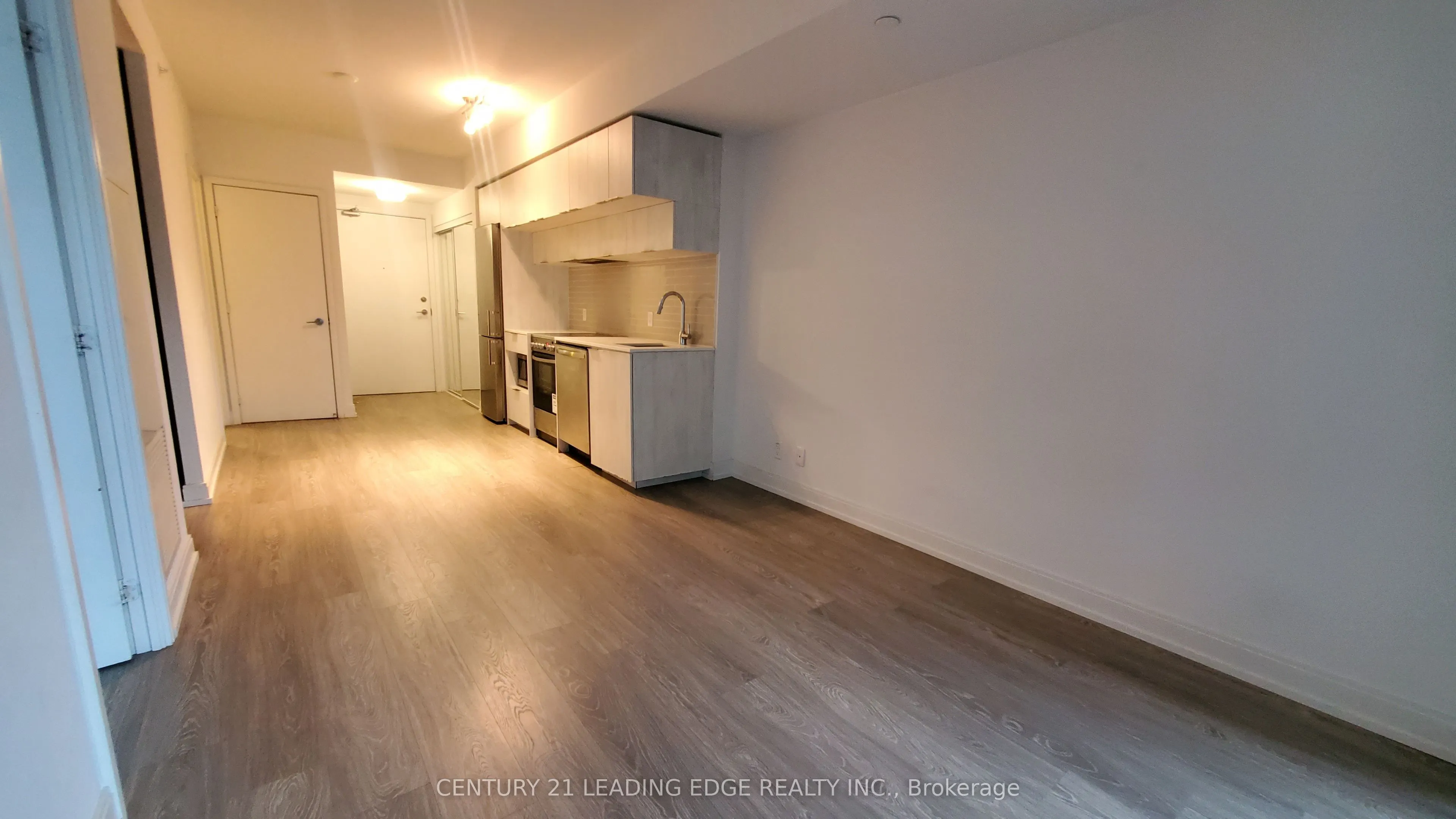 181 Dundas Street E, #1012