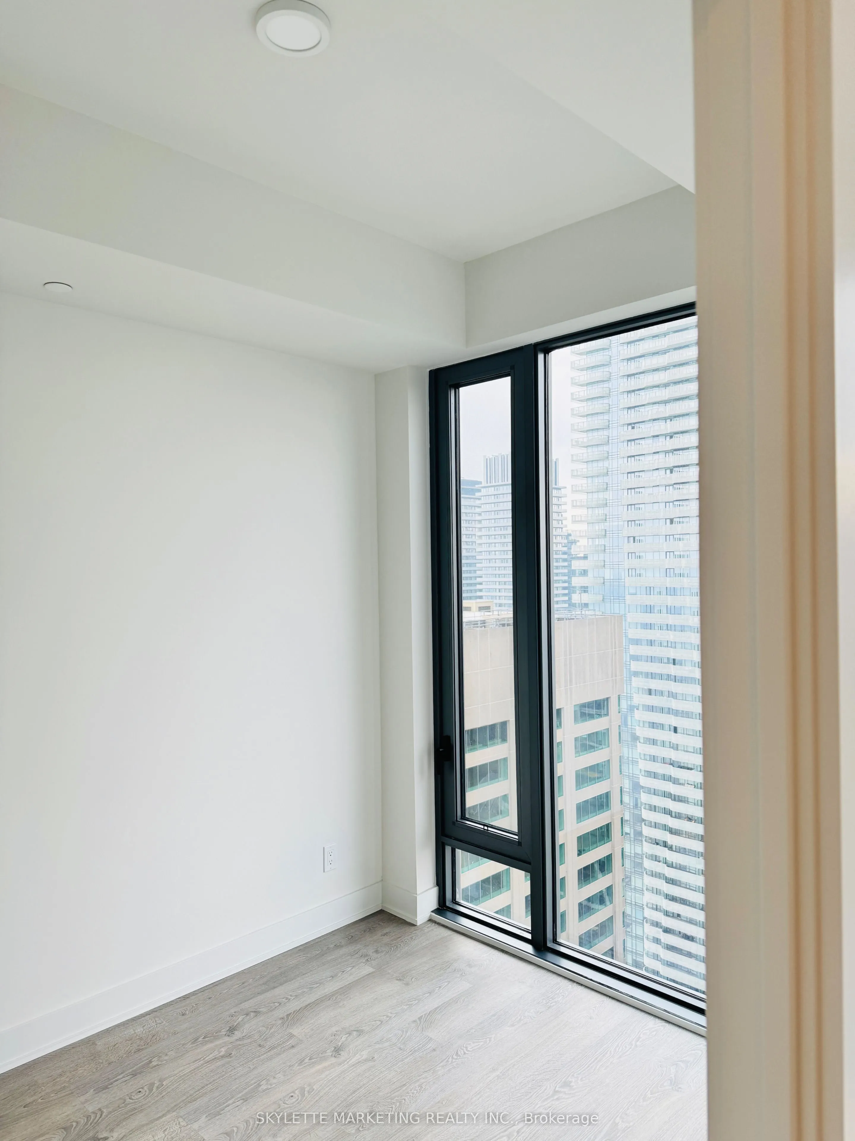 8 Cumberland Street, #4505