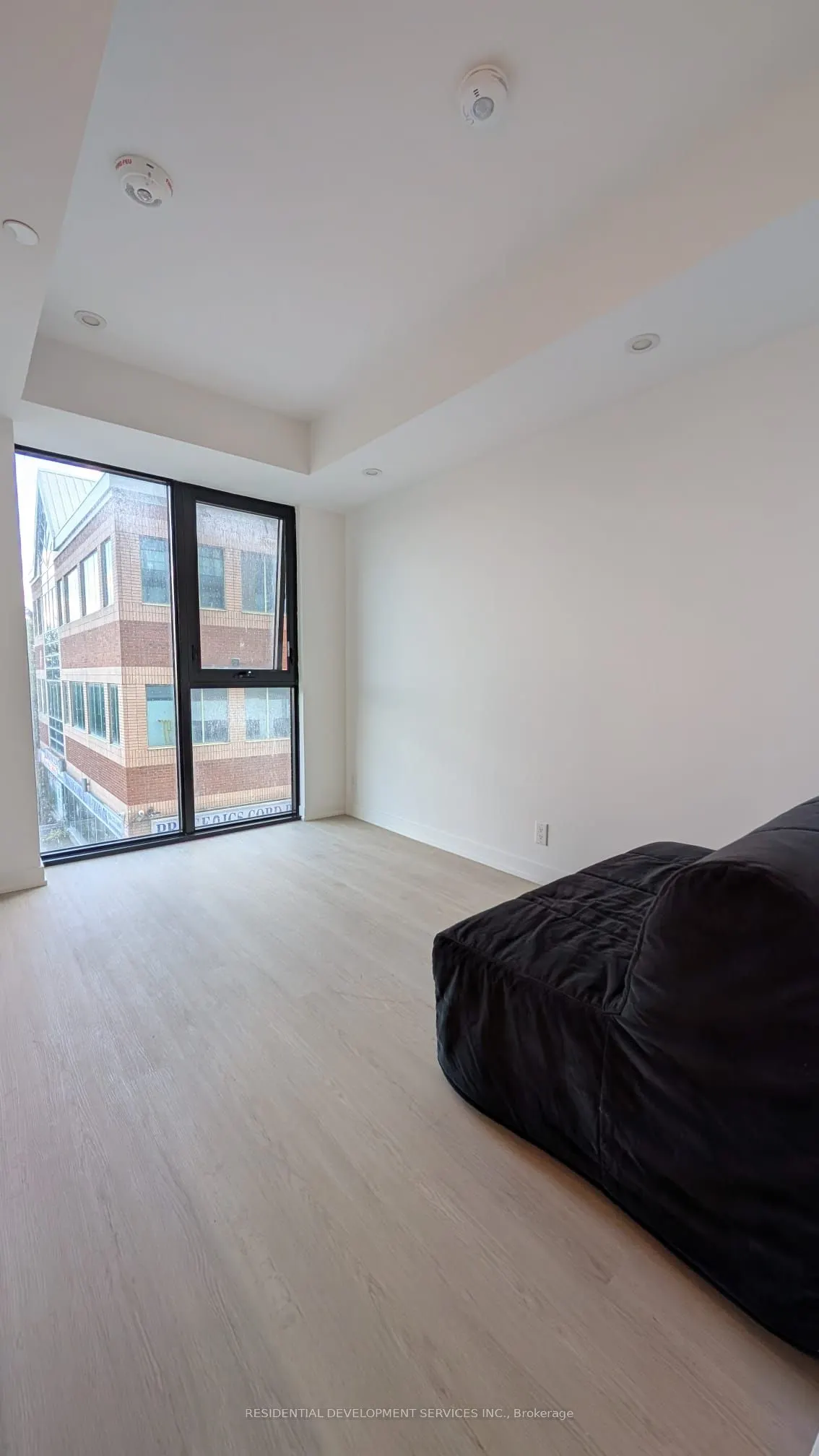 699 Sheppard Avenue E, #223