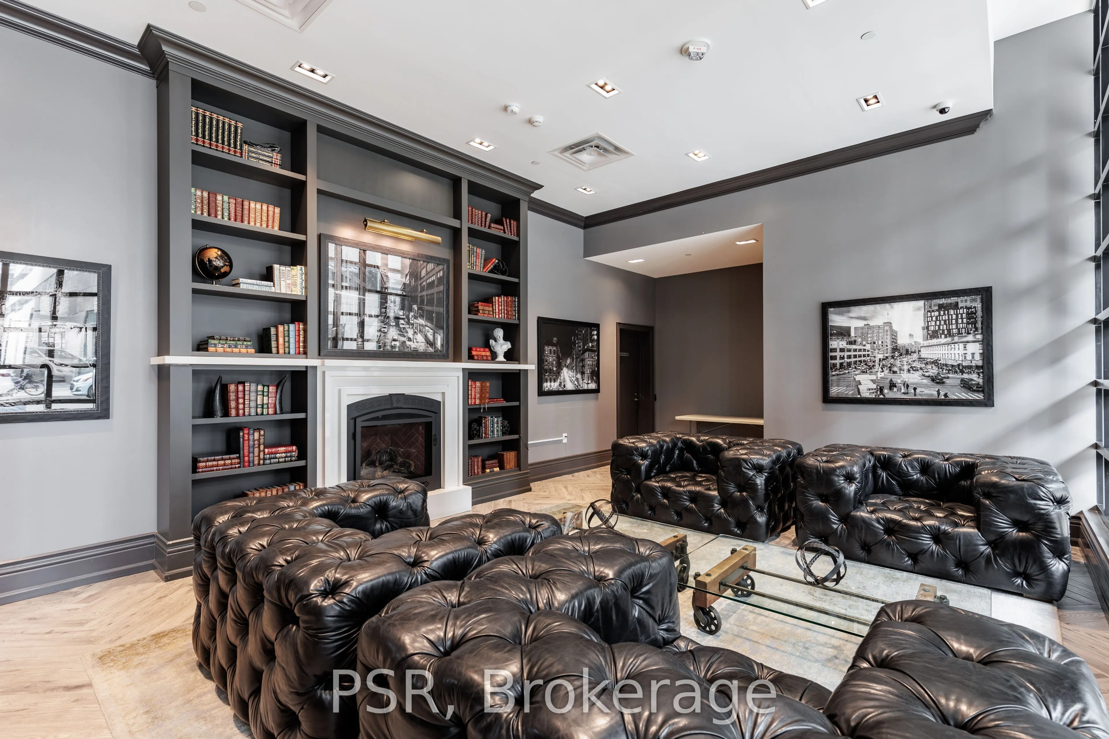 608 Richmond Street W, #317