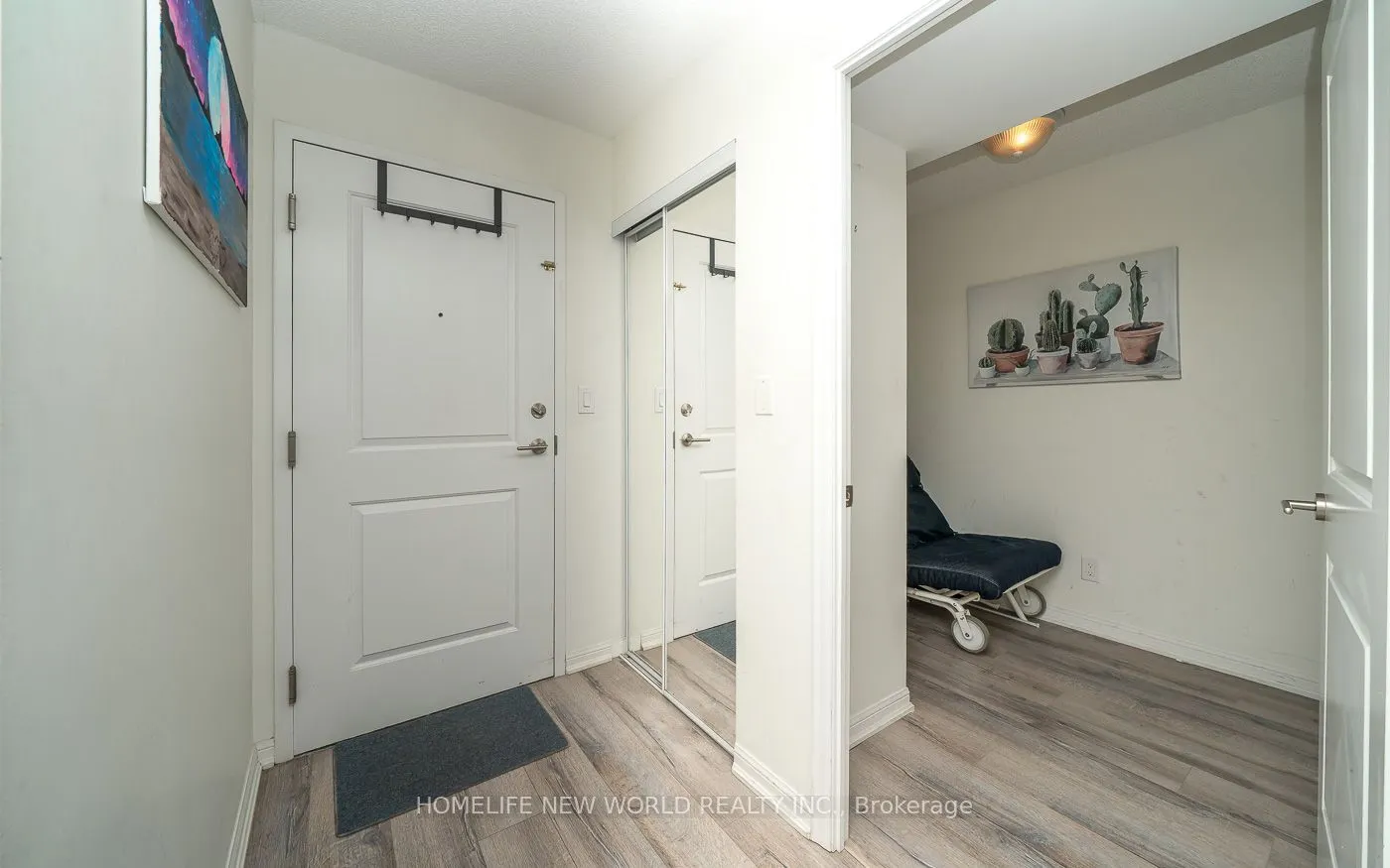 35 Bastion Street, #302