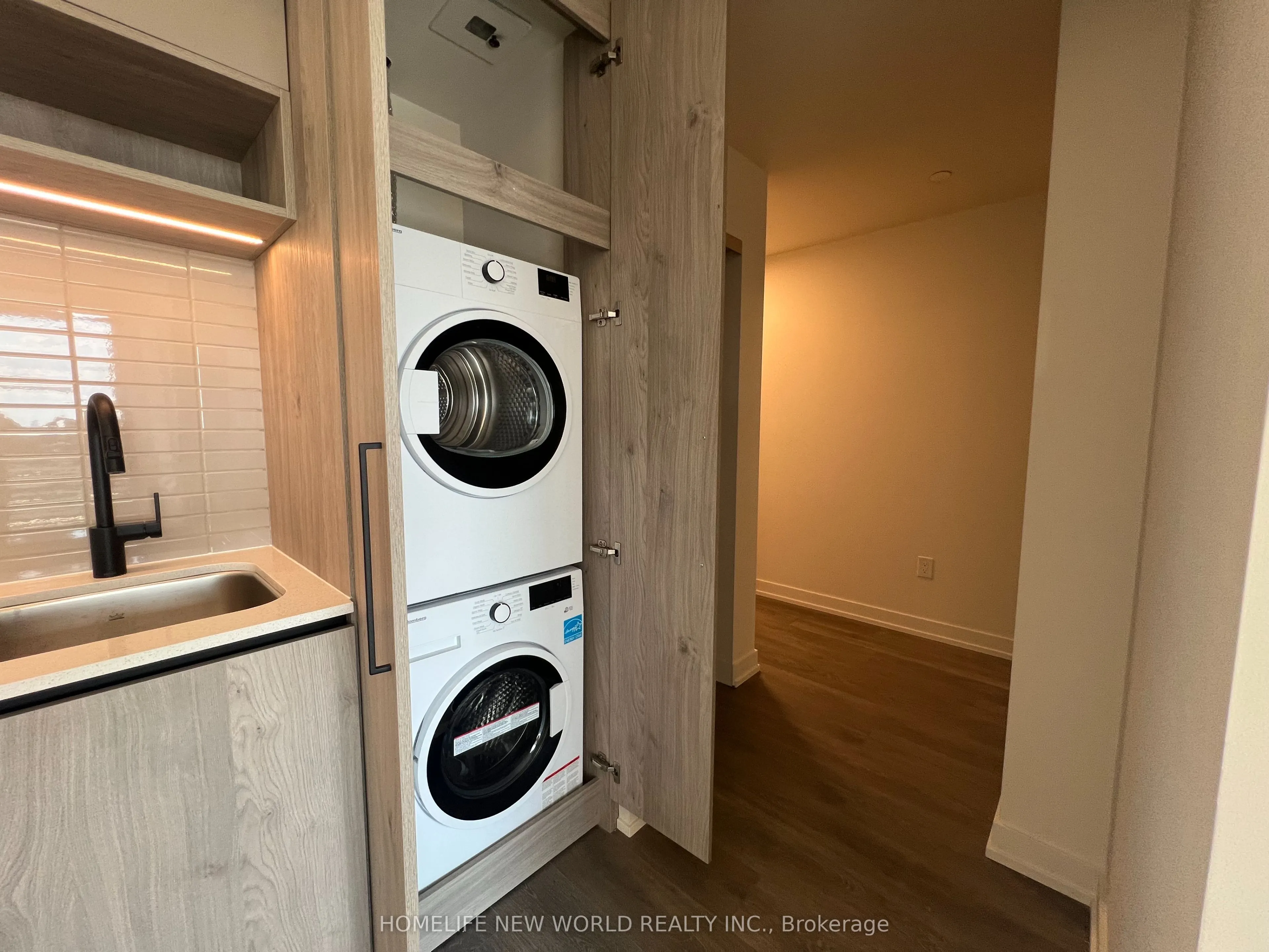 181 Sterling Road, #1111