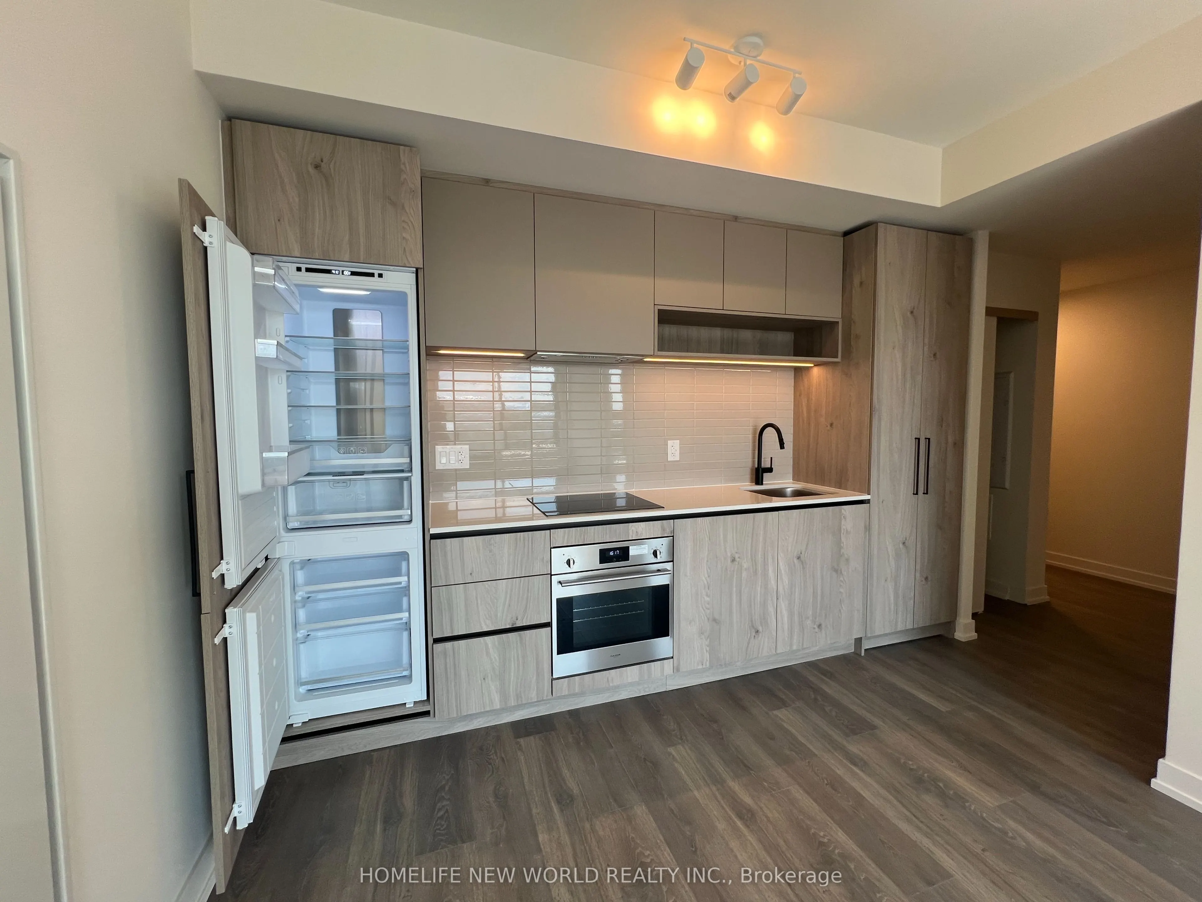 181 Sterling Road, #1111