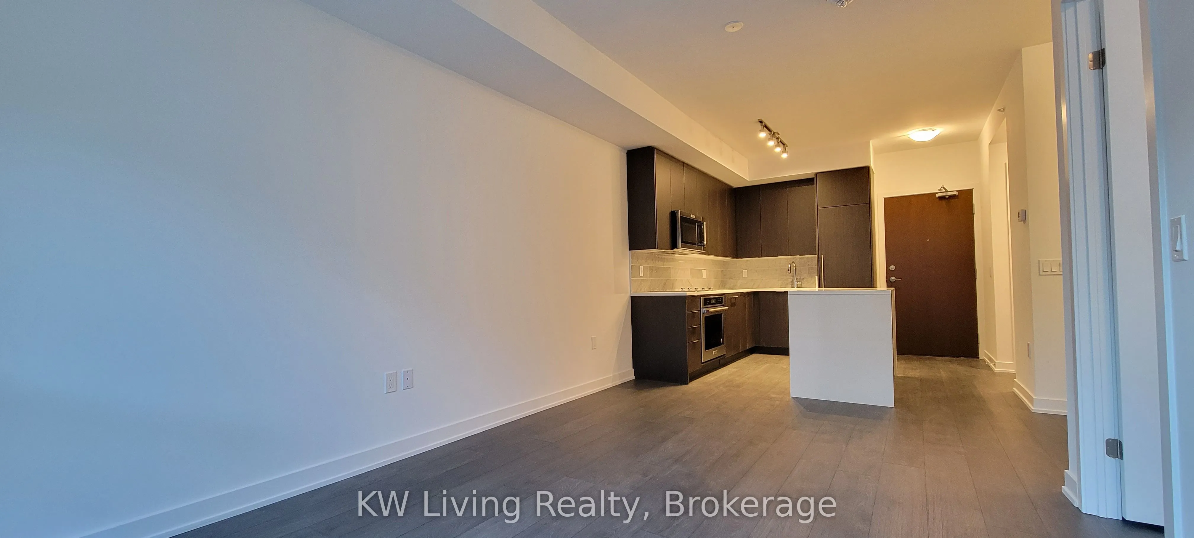 38 Iannuzzi Street, #504