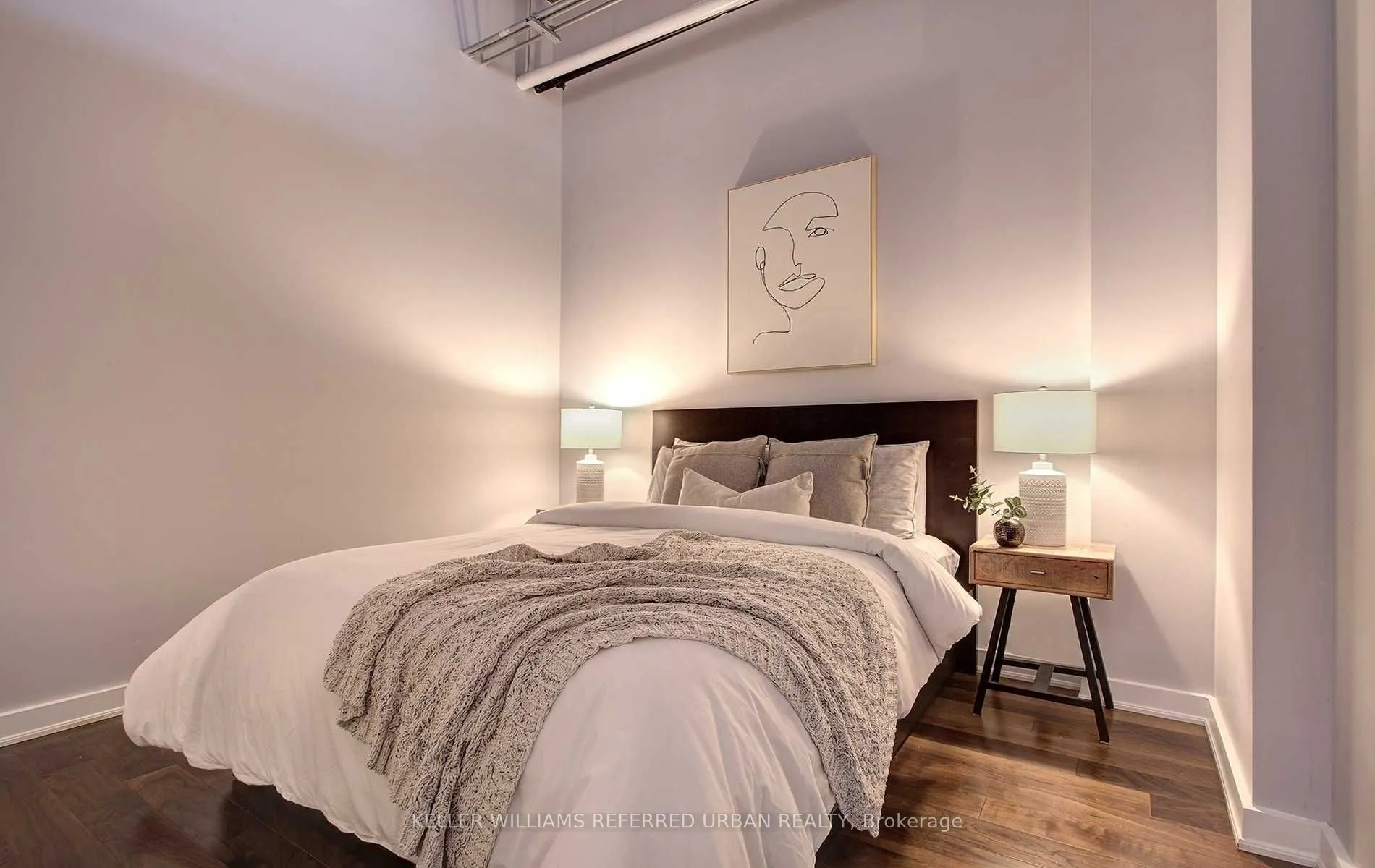 43 Hanna Avenue, #112