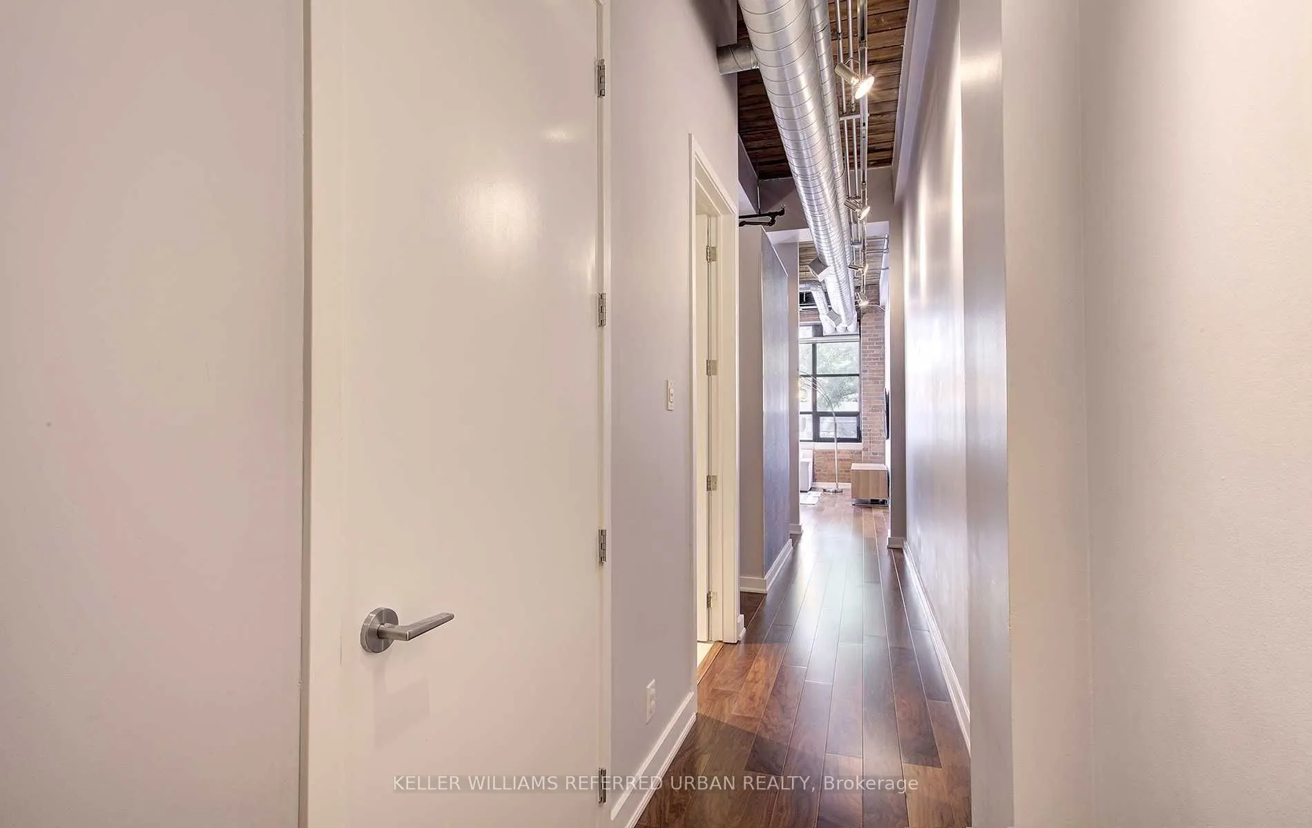 43 Hanna Avenue, #112