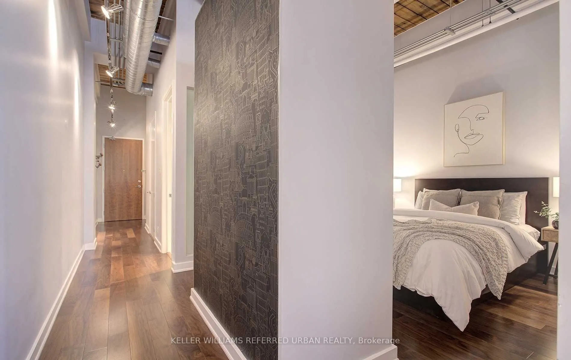 43 Hanna Avenue, #112