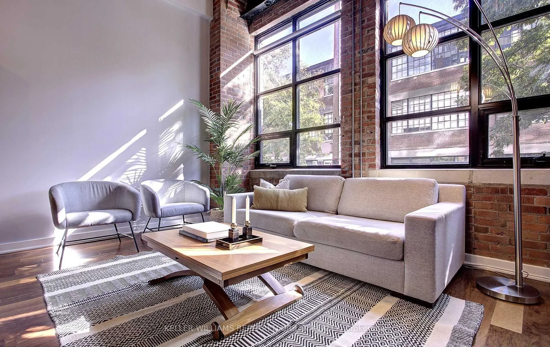 43 Hanna Avenue, #112