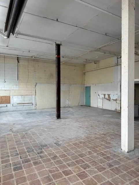 28 industrial Street, #114